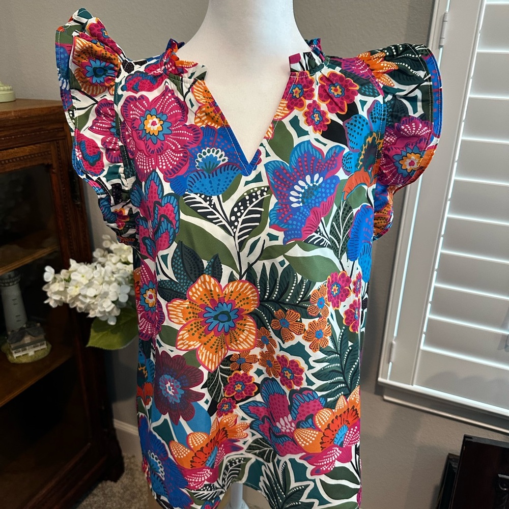 Vibrant Floral Ruffle Sleeve Blouse
